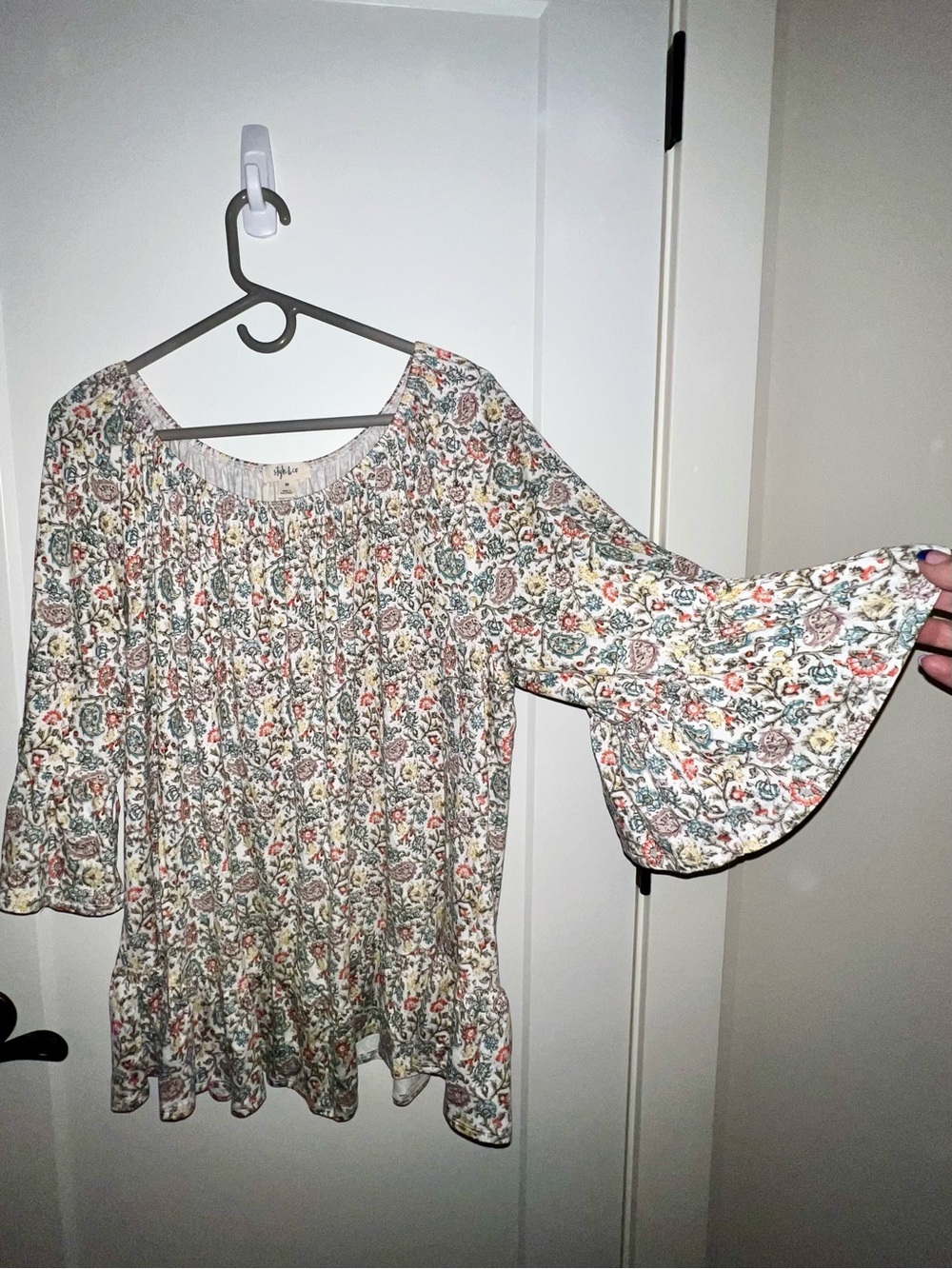 Style & Co. Cream Floral Bell-Sleeve Top Women's Size 3X